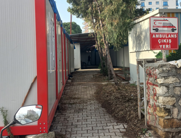 HASTAHENENİN VE SAĞLIK MERKEZİNİN ADLARI VAR KENDİLERİ YOK